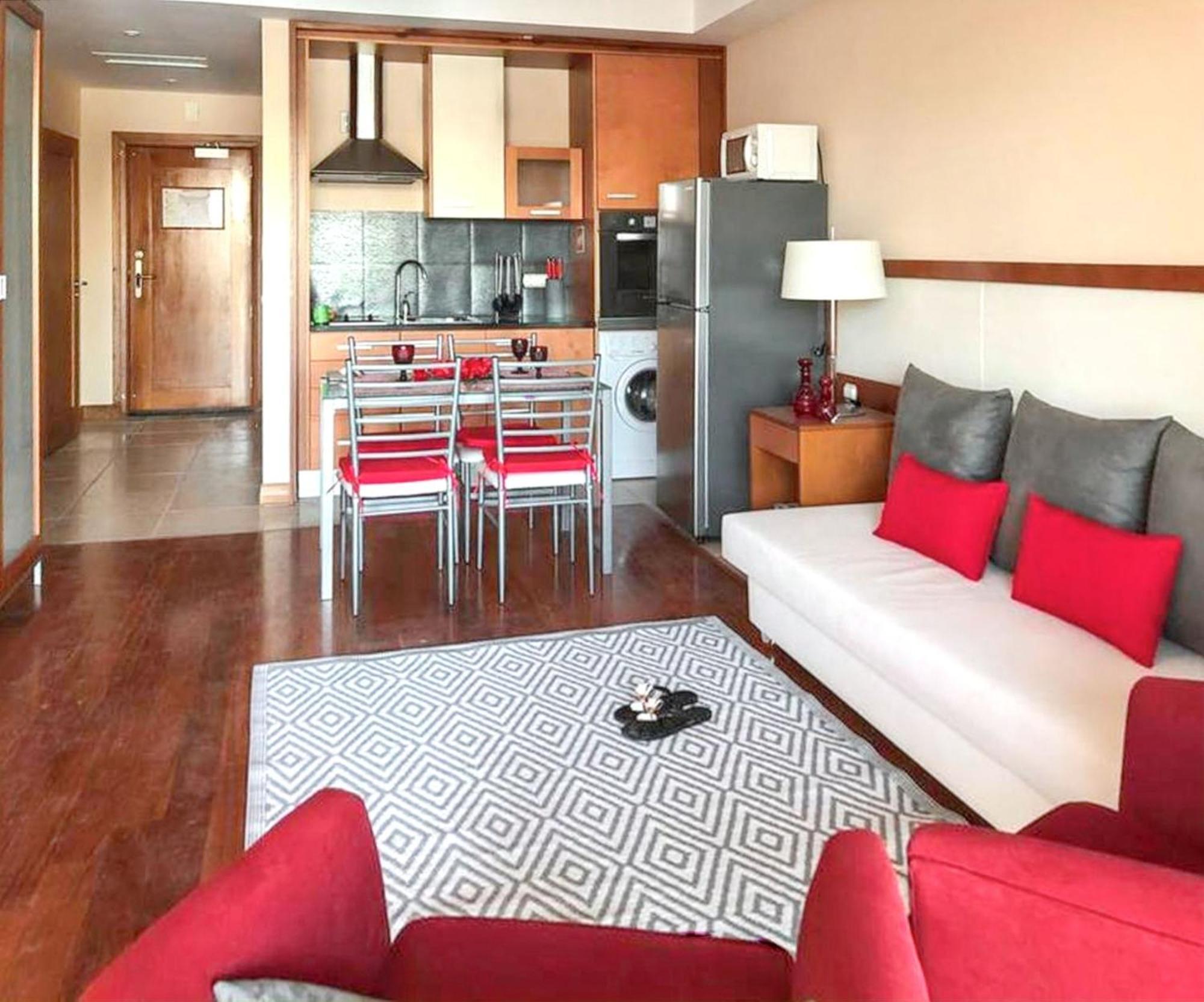 Charming Apartment In Estombar With Private Pool. 외부 사진