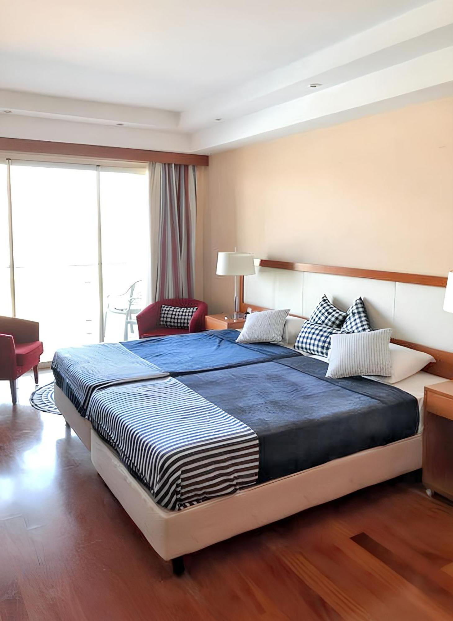 Charming Apartment In Estombar With Private Pool. 외부 사진